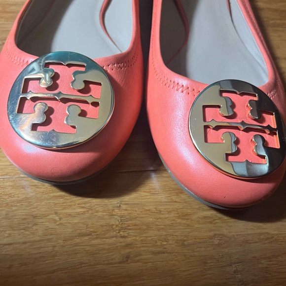 Tory Burch shoes - Picture 3 of 9